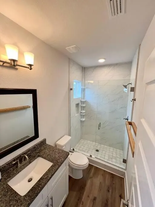 Spacious 4Br Beach Home With Golf Cart & Pool Access Destin United States