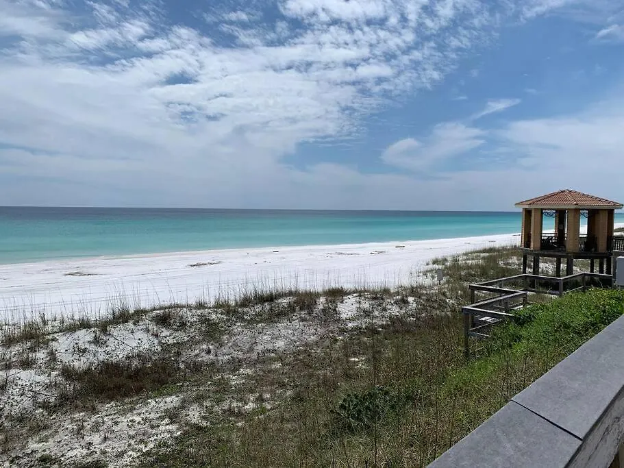 Spacious 4Br Beach Home With Golf Cart & Pool Access Destin 0*,  United States