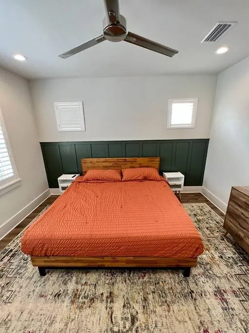 Holiday home Spacious 4Br Beach Home With Golf Cart & Pool Access Destin